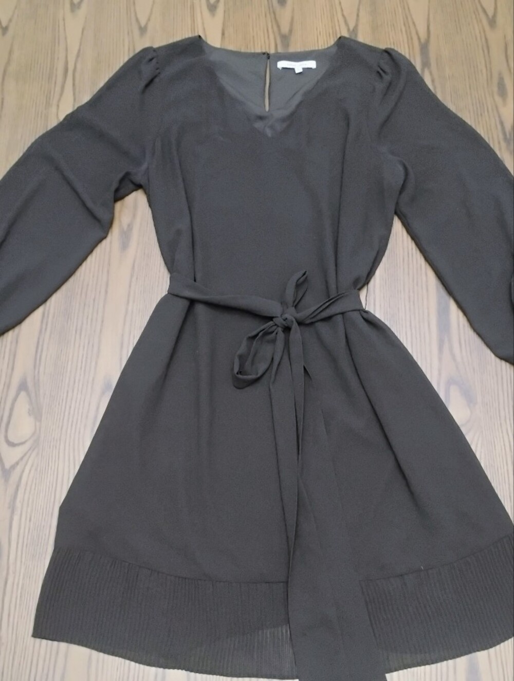 Naked Zebra Black Long Sleeve V-Neck Tie-Waist Dress